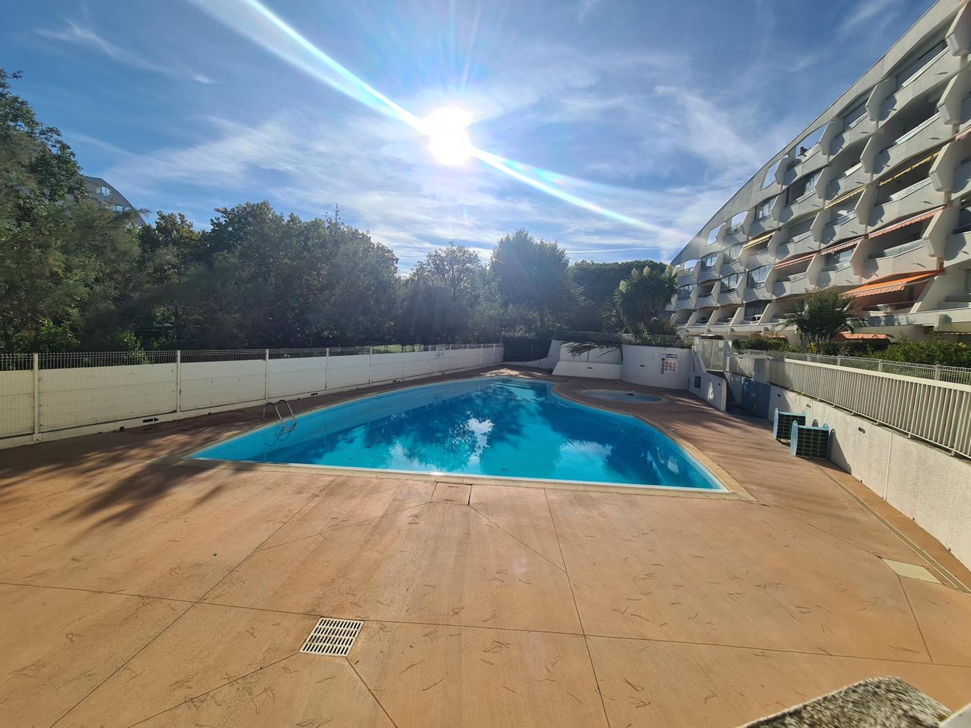 Appart Grande Motte Quartier Couchant - Parking - Balcon- Piscine - Plage 300M Ла Гранде-Моте Екстериор снимка